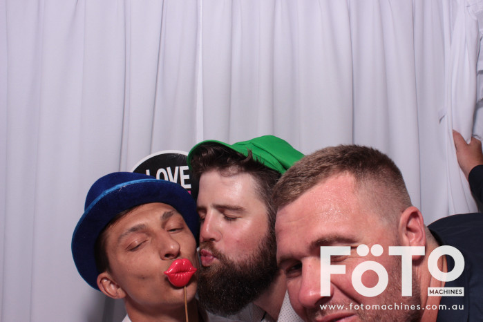 Diandra and Nick’s Wedding | View more photos from the event at gallery.fotomachines.com.au/u/FOTOMachines/Diandra-and-Nick’s-Wedding